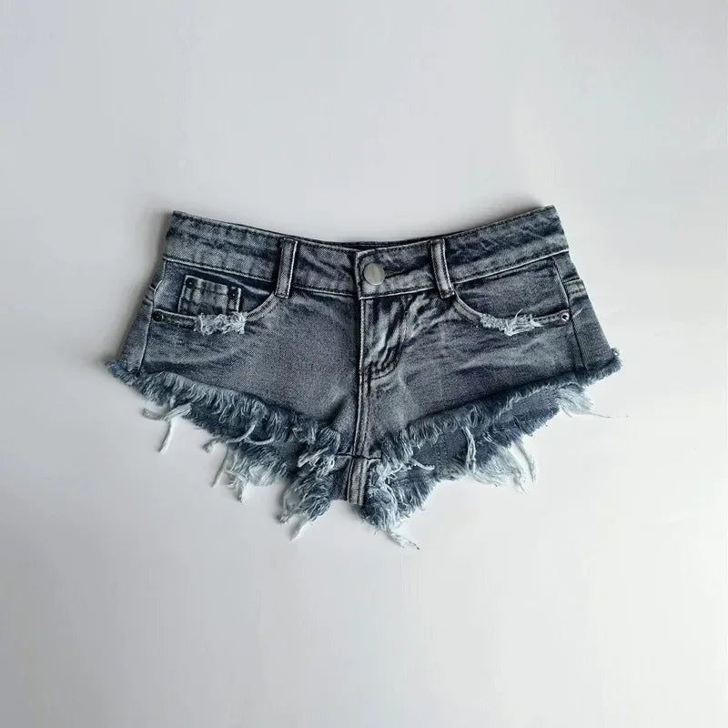 Nuova collezione estiva 2026: pantaloncini in denim blu slavato, sexy, a vita bassa, ultra corti, modello raw, jeans da donna.