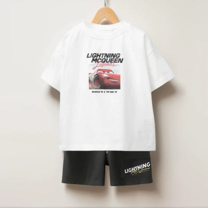 Abbigliamento estivo per bambini: maglietta con stampa di auto dei cartoni animati + pantaloncini. Completo da 2 pezzi per bambini, composto da maglietta a girocollo, pantaloncini larghi e semplici e costume alla moda.