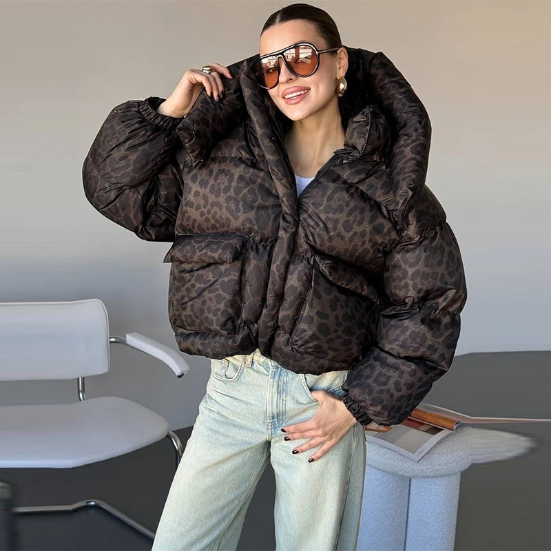 Casual Leopard Print Hooded Puffer Jacket Women Stand Collar Zipper Short Puffy Coat 2025 Winter Lady Street Warm Outerwears New