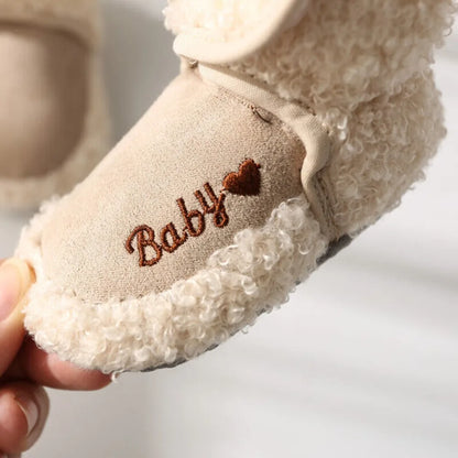 Stivali da culla in peluche per neonati e bambini, pantofole antiscivolo per neonati e bambini, scarpe per neonati.