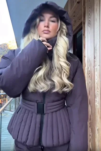 Giacca da donna in cotone tinta unita con cintura e cappuccio, maniche lunghe, collo alto, cerniera, calda, corta, da sci, 2026, sport invernali, imbottita
