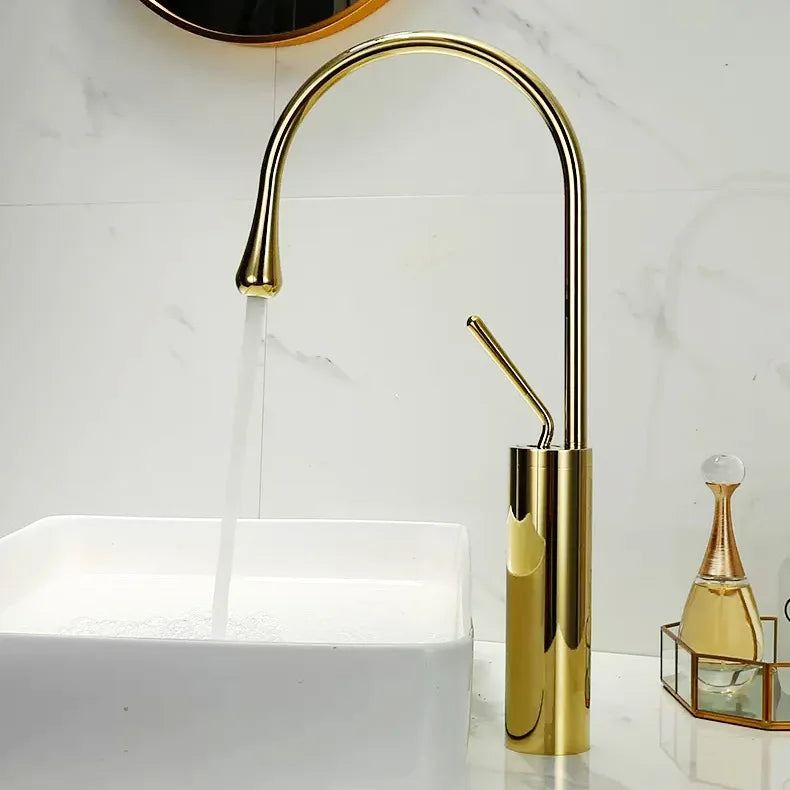 Kitchen brass Faucet Pull Out Stream Sprayer Deck Mounted Matte Black Mixer Tap 360 Degree Rotation  Kitchen Sink Hot Cold Taps