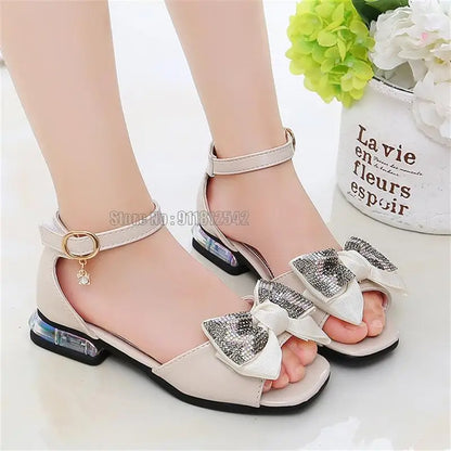 Sandali per bambini, scarpe da principessa estive alla moda con fiocco, perfette per la spiaggia.