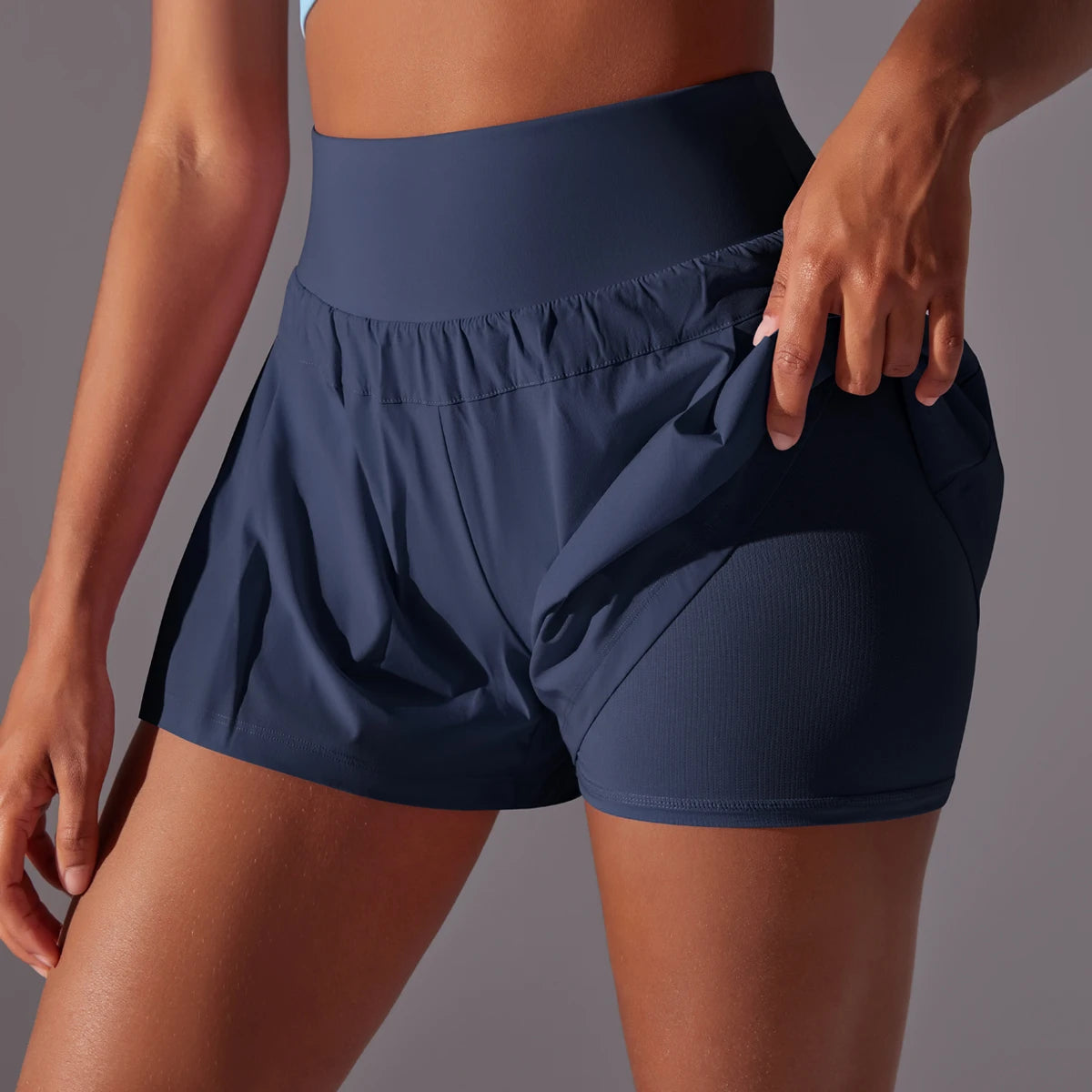 Pantaloncini da ginnastica da donna, a doppio strato, ad asciugatura rapida, per sport, fitness, jogging e allenamento, con tasca, pantaloncini sportivi aderenti