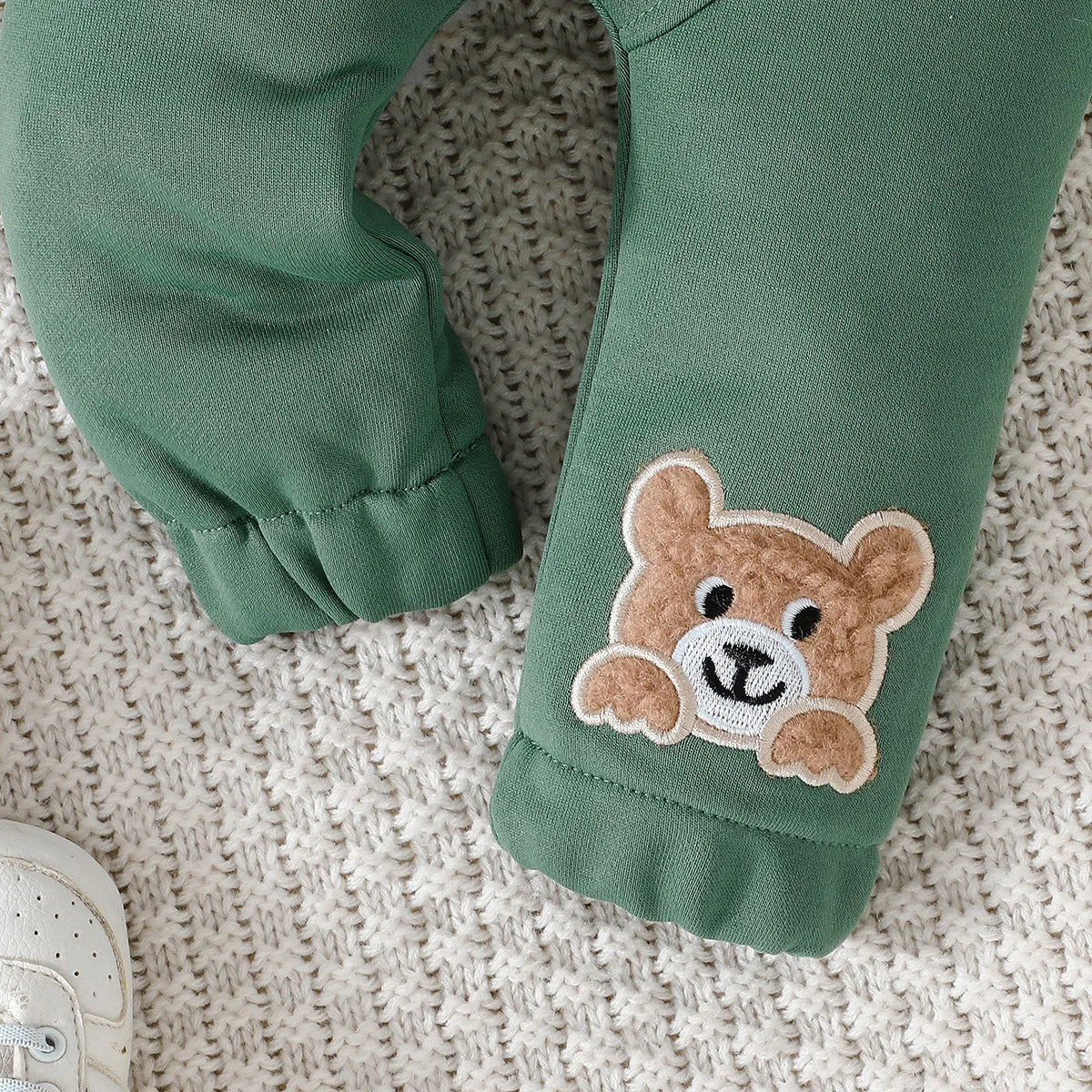 Completo invernale per neonati Prowow con maglione e pantaloni con orsetto ricamato e lettere, 2 pezzi. Set di abbigliamento carino per bambini.