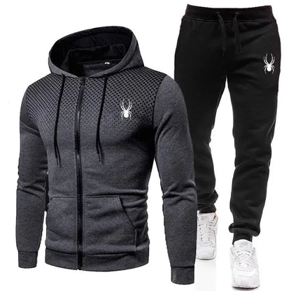 Completo uomo primavera/autunno, casual sportivo, composto da giacca con cappuccio e cerniera stampata + pantaloni, due pezzi di abbigliamento alla moda per uomo.