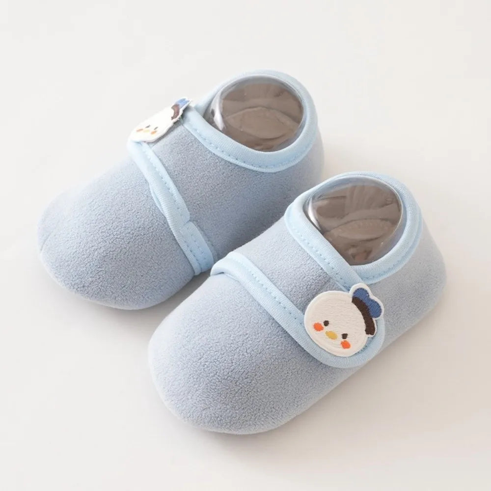 Stivali da culla in peluche per neonati e bambini, pantofole antiscivolo per neonati e bambini, scarpe per neonati.