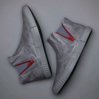 Nuove scarpe da uomo in pelle alla moda, modello alto casual, stile coreano, mocassini resistenti all'usura, scarpe di design per il tempo libero, vulcanizzate SS21827