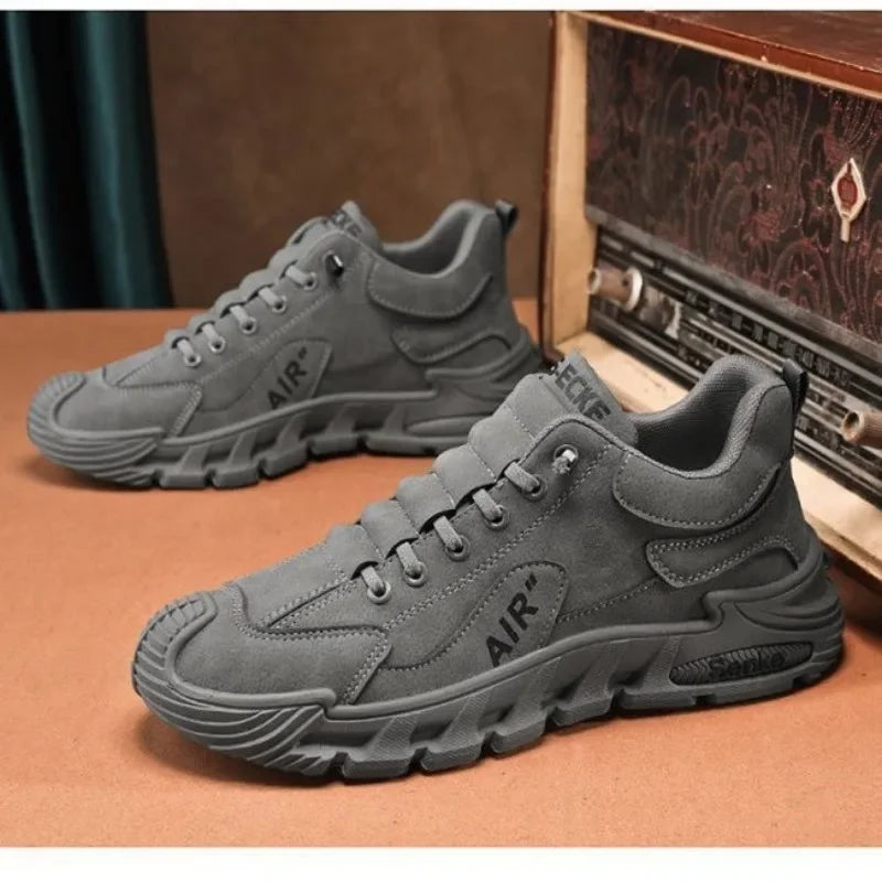 Scarpe casual da uomo autunno 2025, nere, semplici, traspiranti, scarpe da skate, comode e resistenti, scarpe da jogging in EVA.