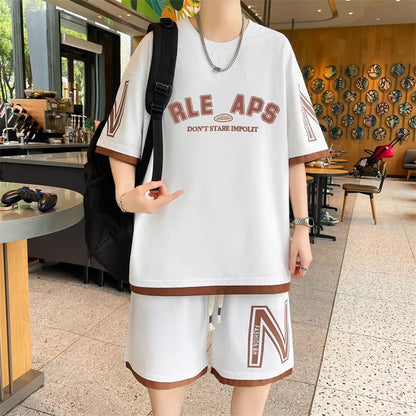 Completo estivo da uomo taglie S-6XL, nuovo set di tendenza a due pezzi, maglietta e pantaloncini in stile coreano, abbigliamento firmato da uomo.