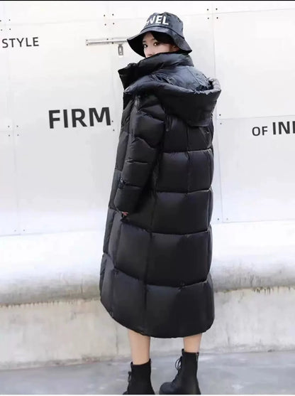 Nuovo stile di piumino invernale per uomo e donna, giacca casual ampia nera per coppie, parka con cappuccio a maniche extra lunghe e spessa
