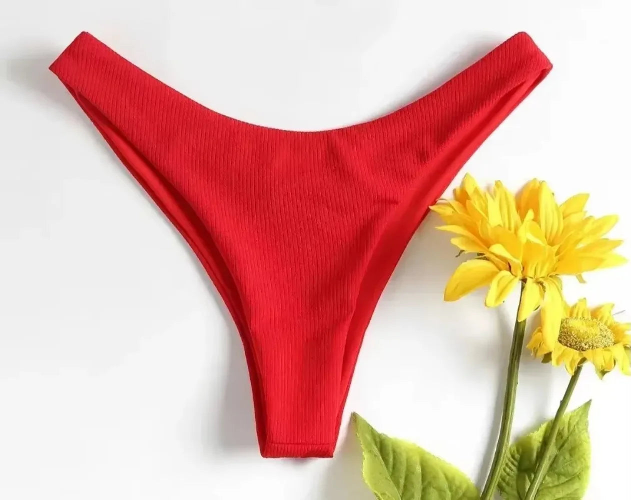 Slip bikini sexy da donna 2025, costume da bagno a vita bassa, tinta unita, perizoma, abbigliamento da spiaggia, costume da bagno brasiliano estivo