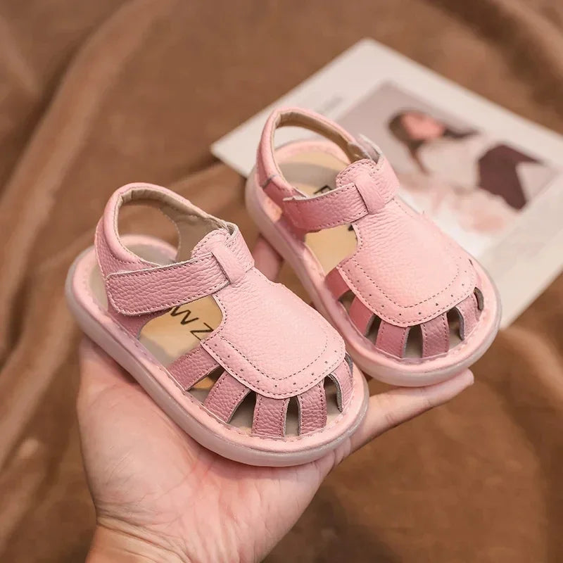 Sandali in vera pelle per neonati e bambini, scarpe estive da spiaggia con personaggi dei cartoni animati, scarpe casual per neonati con suola morbida e antiscivolo.