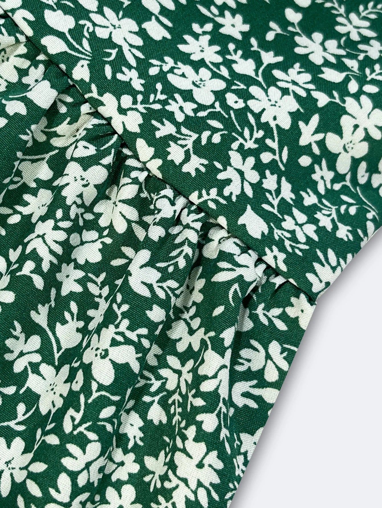 Women's Summer Floral Midi Skirt A-Line Half Skirt with Elastic Waistband Elegant and Flowy