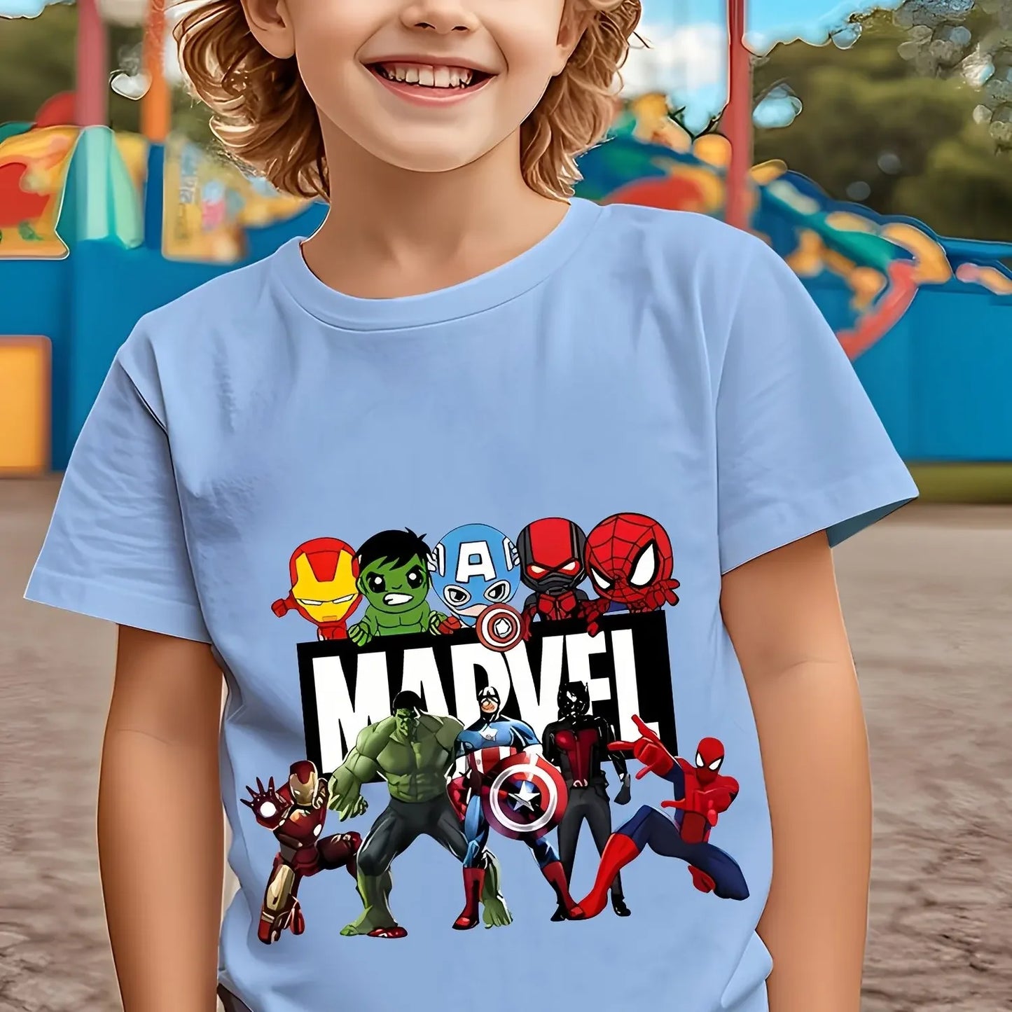 Maglietta Marvel Avengers per ragazzi dai 3 ai 12 anni, con stampe di diversi supereroi, in morbido cotone traspirante, ideale per l'estate 2026.