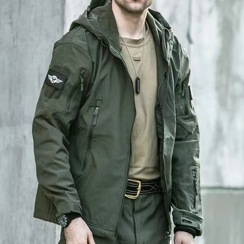 Completo da trekking impermeabile da uomo, giacca militare Sharkskin, cappotto da campeggio, pantaloni tattici, pantaloni caldi in pile da pesca, inverno