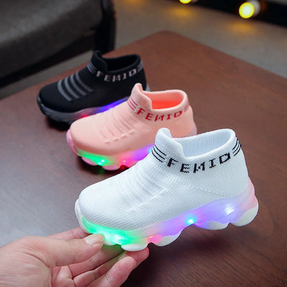 Scarpe da ginnastica per bambini, calzini luminosi a LED per neonati e bambine, scarpe da ginnastica sportive da corsa, scarpe illuminate per bambini.