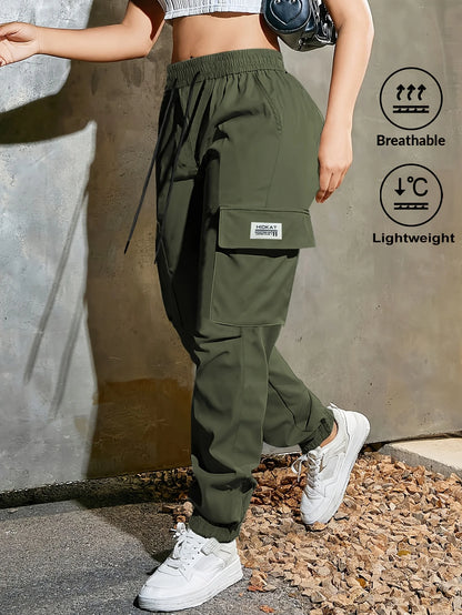 Pantaloni cargo da donna leggeri con vita regolabile e tasche con patta, ideali per attività all'aperto o lavoro, perfetti per primavera, estate e autunno.