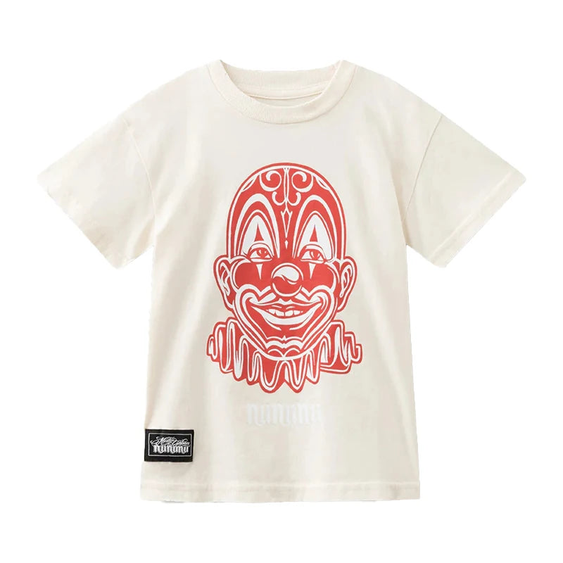 Completo estivo per bambini 2025, composto da maglietta a girocollo stampata e pantaloncini ricamati. Abbigliamento di tendenza per bambini.