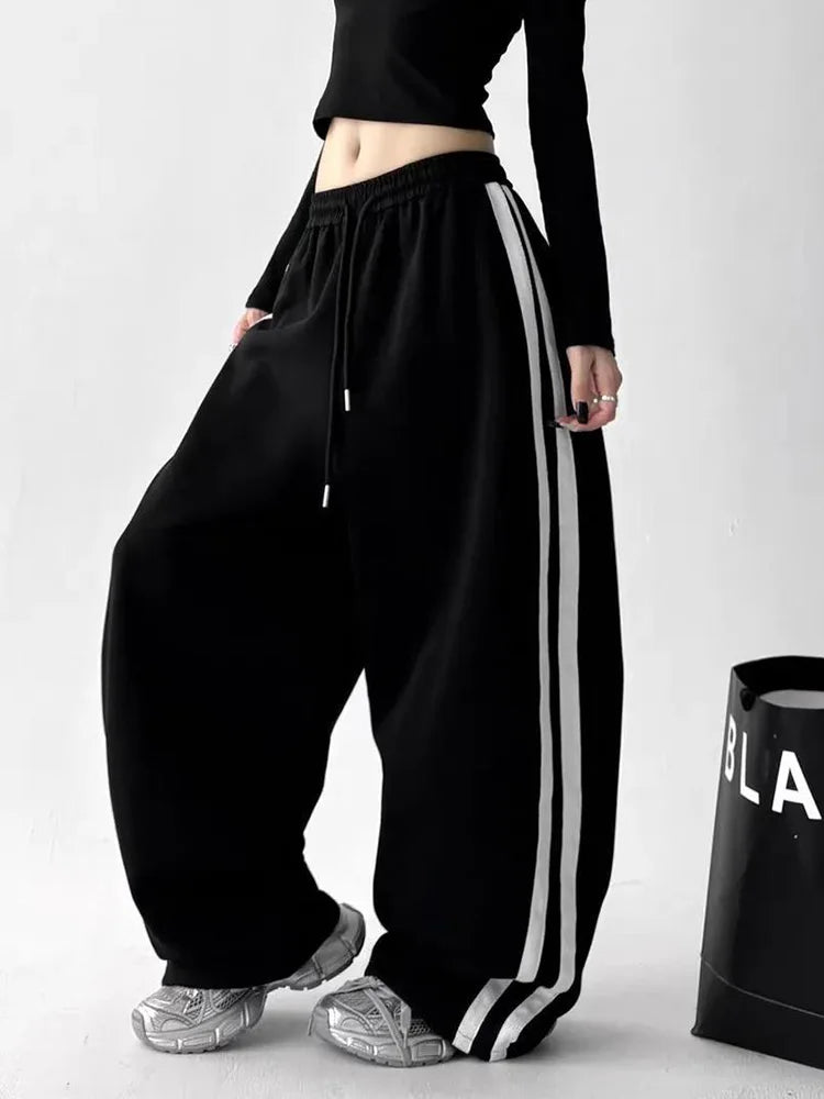 Y2K Vintage Striped Sweatpants Women Streetwear American Hip Hop Loose Pants Retro High Waist Casual Lace Up Spring Bf Trousers