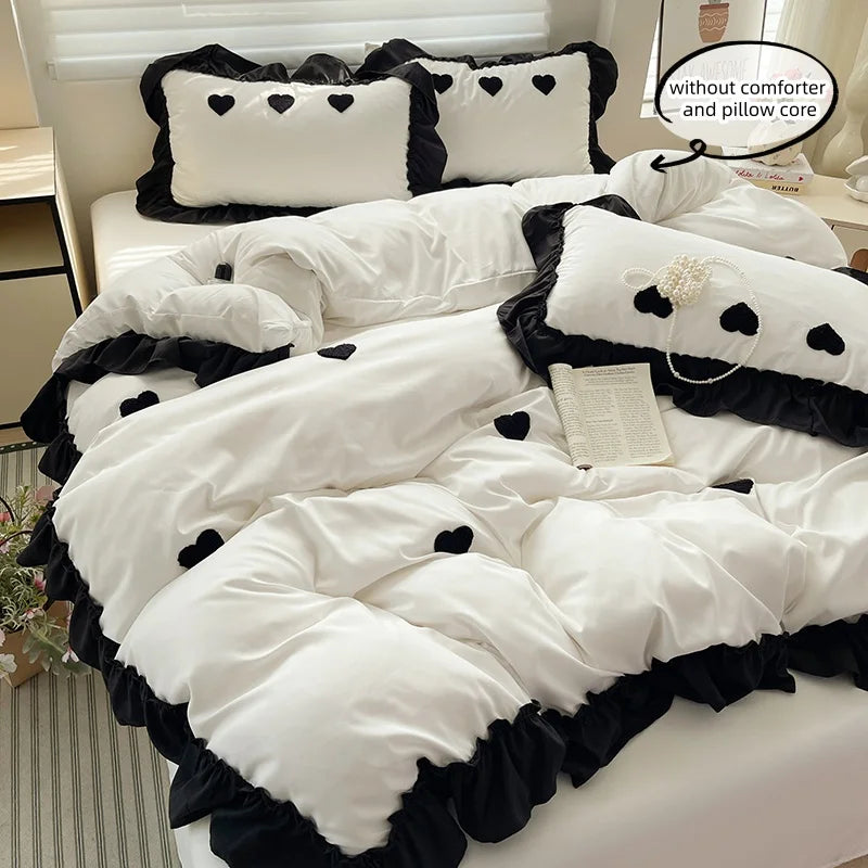 Set di lenzuola da 3 pezzi con copripiumino nero ricamato a cuore, comodo set di biancheria da letto per tutte le stagioni.