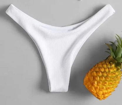 Slip bikini sexy da donna 2025, costume da bagno a vita bassa, tinta unita, perizoma, abbigliamento da spiaggia, costume da bagno brasiliano estivo