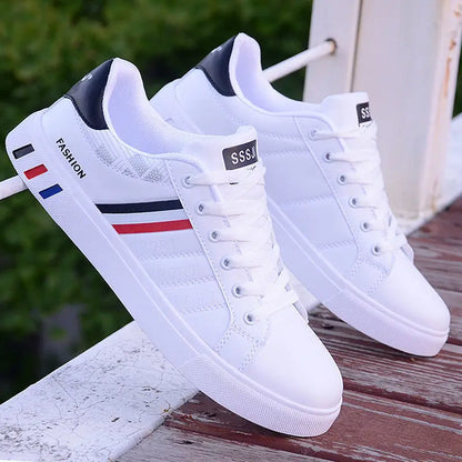 Sneakers da uomo Scarpe da uomo Vulcanizzate Economiche Piatte Comode Moda Autunno Primavera Sneakers in tela bianca Scarpe da donna Chaussure Homme