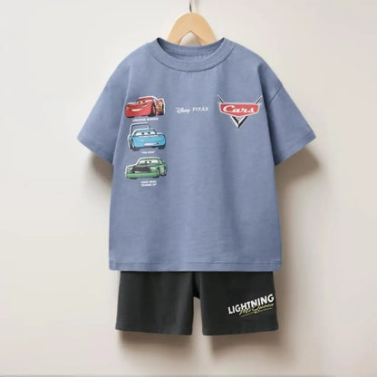Abbigliamento estivo per bambini: maglietta con stampa di auto dei cartoni animati + pantaloncini. Completo da 2 pezzi per bambini, composto da maglietta a girocollo, pantaloncini larghi e semplici e costume alla moda.