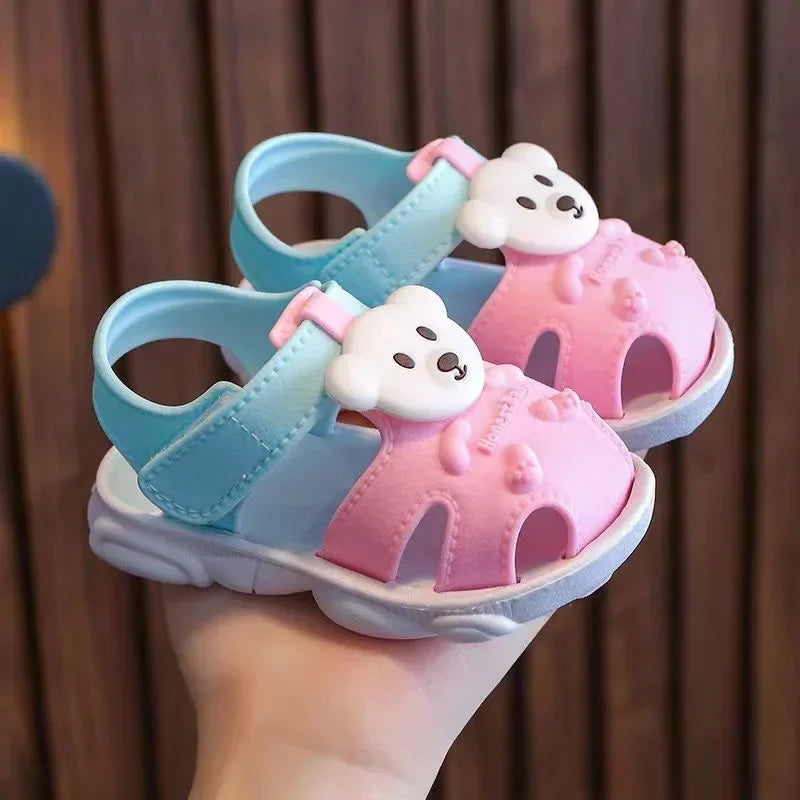 Sandali estivi 2026 per bambini e bambine, sandali da spiaggia per bambini, scarpe per neonati e bambini piccoli con cartoni animati, suola morbida e comoda, scarpe per studenti.