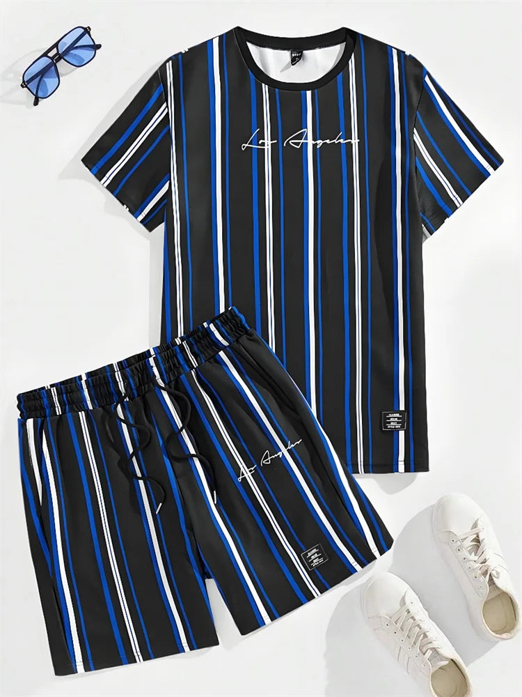 Completo estivo da uomo con stampa a righe 3D, casual per tutti i giorni, composto da t-shirt a maniche corte e pantaloncini da spiaggia alla moda in stile urbano.
