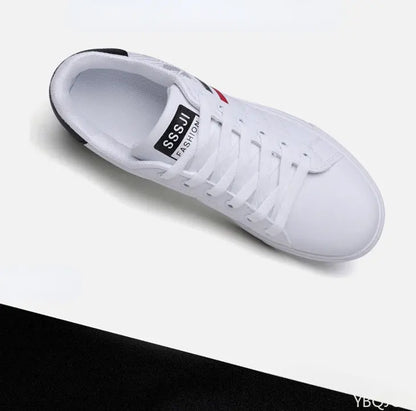 Sneakers da uomo Scarpe da uomo Vulcanizzate Economiche Piatte Comode Moda Autunno Primavera Sneakers in tela bianca Scarpe da donna Chaussure Homme