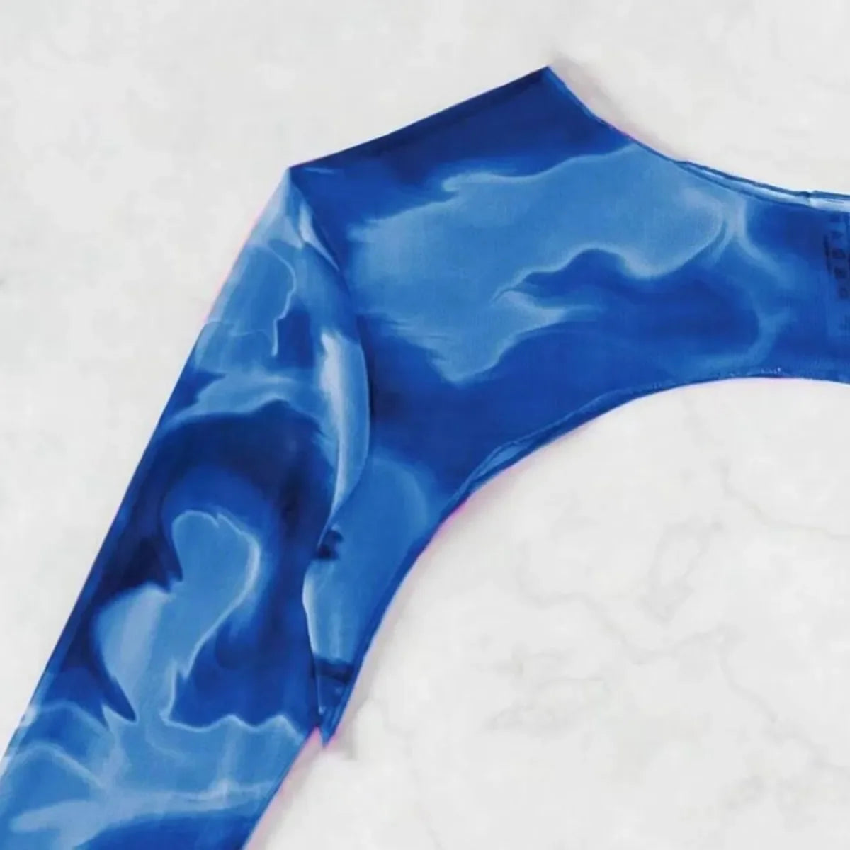 Set bikini sexy e vivace a quattro pezzi, costume da bagno da donna separato, abbigliamento da spiaggia alla moda dalla Cina continentale, articolo più venduto.