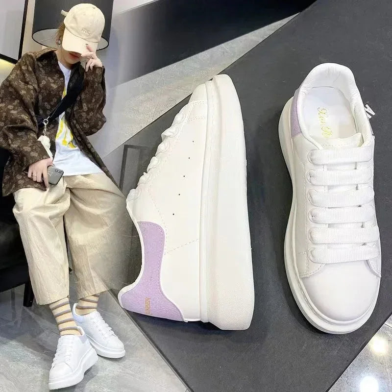 2025 Scarpe casual da donna Primavera Marchio Primavera Zeppe firmate Sneakers bianche Platform Tenis Feminino Trainers Donna Camminata