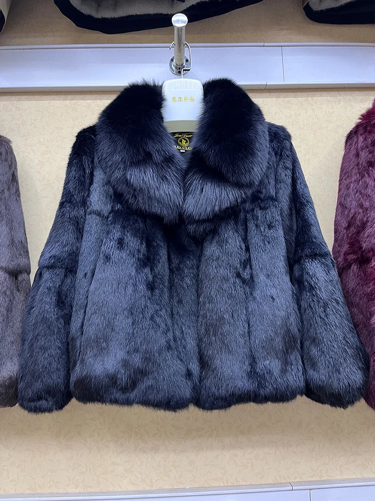 Cappotto di pelliccia di coniglio 100% vera e propria alla moda con colletto di pelliccia di volpe naturale di lusso, soprabito di pelliccia di coniglio intero autentica