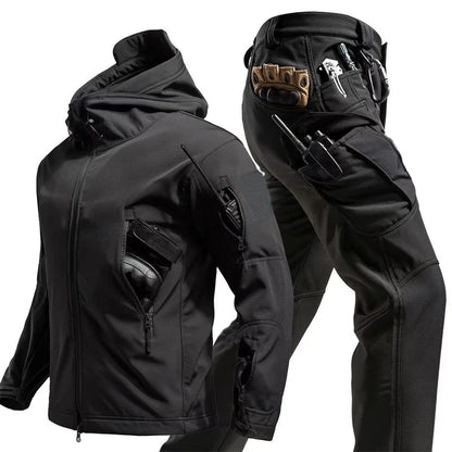 Completo da trekking impermeabile da uomo, giacca militare Sharkskin, cappotto da campeggio, pantaloni tattici, pantaloni caldi in pile da pesca, inverno