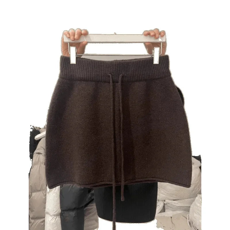 Early Autumn New Korean Dongdaemun Fashion Knitted Half Skirt with Belt And Elastic Waist for Women Stylish Short Design