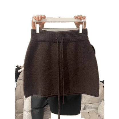Early Autumn New Korean Dongdaemun Fashion Knitted Half Skirt with Belt And Elastic Waist for Women Stylish Short Design