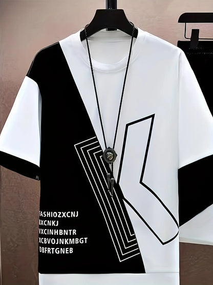 Il nuovo set da uomo per l'estate 2025 è elegante e alla moda con lettere stampate in 3D. È leggero, traspirante, morbido e confortevole.