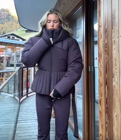 Giacca da donna in cotone tinta unita con cintura e cappuccio, maniche lunghe, collo alto, cerniera, calda, corta, da sci, 2026, sport invernali, imbottita