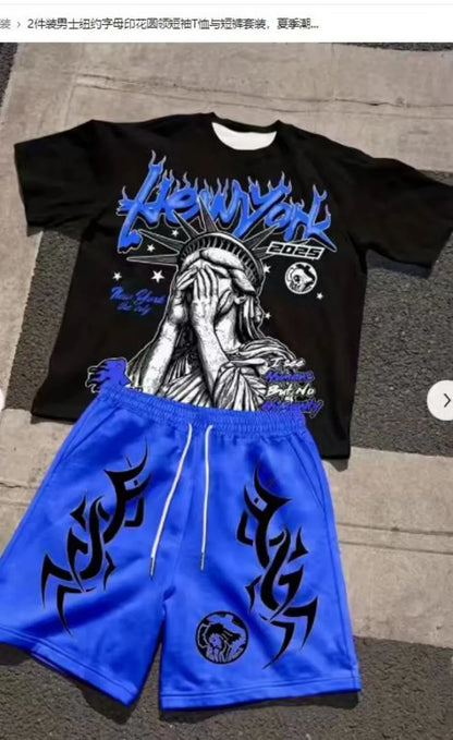 Nuovo set da uomo di tendenza con stampa della Statua della Libertà, composto da t-shirt girocollo traspirante e pantaloncini, comodo per le attività all'aperto.