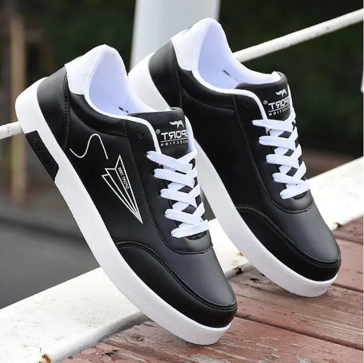 Sneakers da uomo Scarpe da uomo Vulcanizzate Economiche Piatte Comode Moda Autunno Primavera Sneakers in tela bianca Scarpe da donna Chaussure Homme