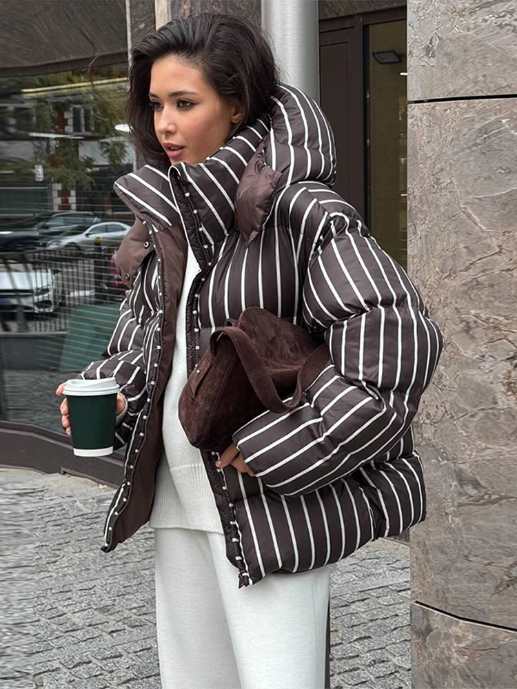 2025 Winter Striped Women's Hooded Quilted Jacket Thicken Zipper Long Sleeve Short Coat New Casual Female Loose Warm Outerwear