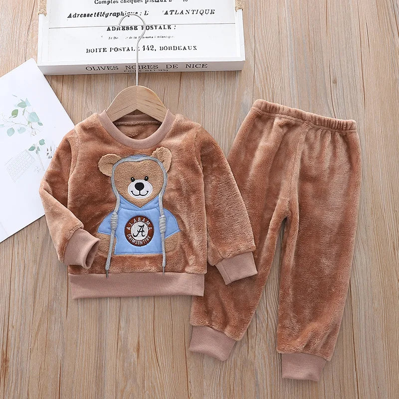 Nuovo set pigiama invernale 2023 per neonati e bambini, in pile di flanella, caldo e con motivo a cartoni animati, ideale per la casa, per bambini da 0 a 5 anni.