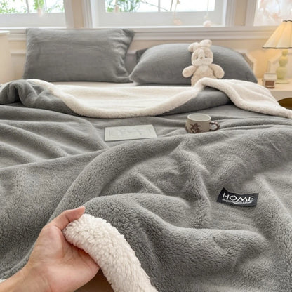 Coperta in morbido cotone a doppio strato in lana d'agnello, modello A-Class 2025, tinta unita, ideale per divano, calda per autunno e inverno.