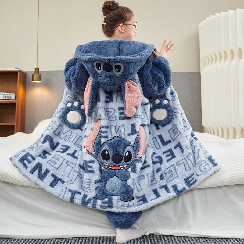 Stitch 2 pezzi pigiama in velluto Kawaii genitore-figlio Kawaii cartone animato anime bambine bambino accappatoio con cappuccio spesso caldo casual carino set di abbigliamento per la casa
