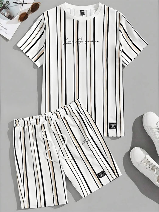 Completo estivo da uomo con stampa a righe 3D, casual per tutti i giorni, composto da t-shirt a maniche corte e pantaloncini da spiaggia alla moda in stile urbano.