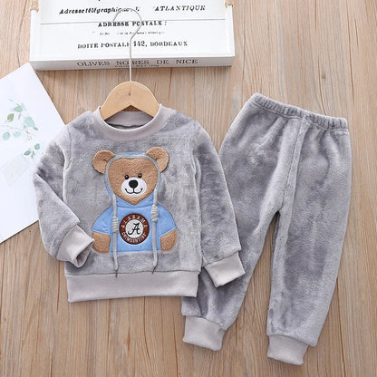 Nuovo set pigiama invernale 2023 per neonati e bambini, in pile di flanella, caldo e con motivo a cartoni animati, ideale per la casa, per bambini da 0 a 5 anni.