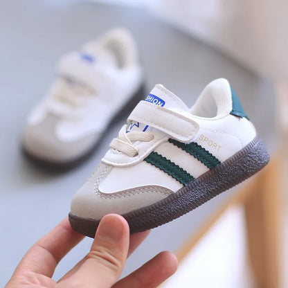 Scarpe per neonati 0-4 anni Primavera Autunno Bambini Casual Antiscivolo Suola Morbida Scarpe da Skateboard per Bambini Traspiranti Scarpe Sportive per Bambina
