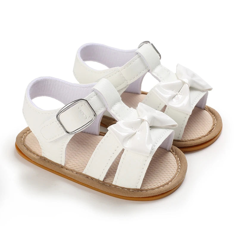 Sandali per bambina 0-12 mesi, primi passi estivi, bianchi, classici, con suola morbida, casual e alla moda.
