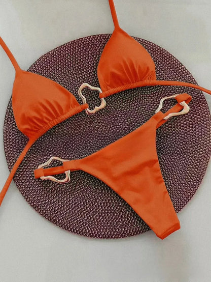 Nuovo bikini sexy a tinta unita con lacci e spacco, costume da bagno a due pezzi per donna
